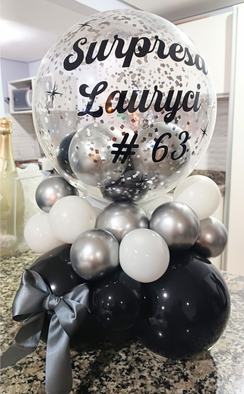 Arranjo de Balões Lauryci - FuzarkaFestas