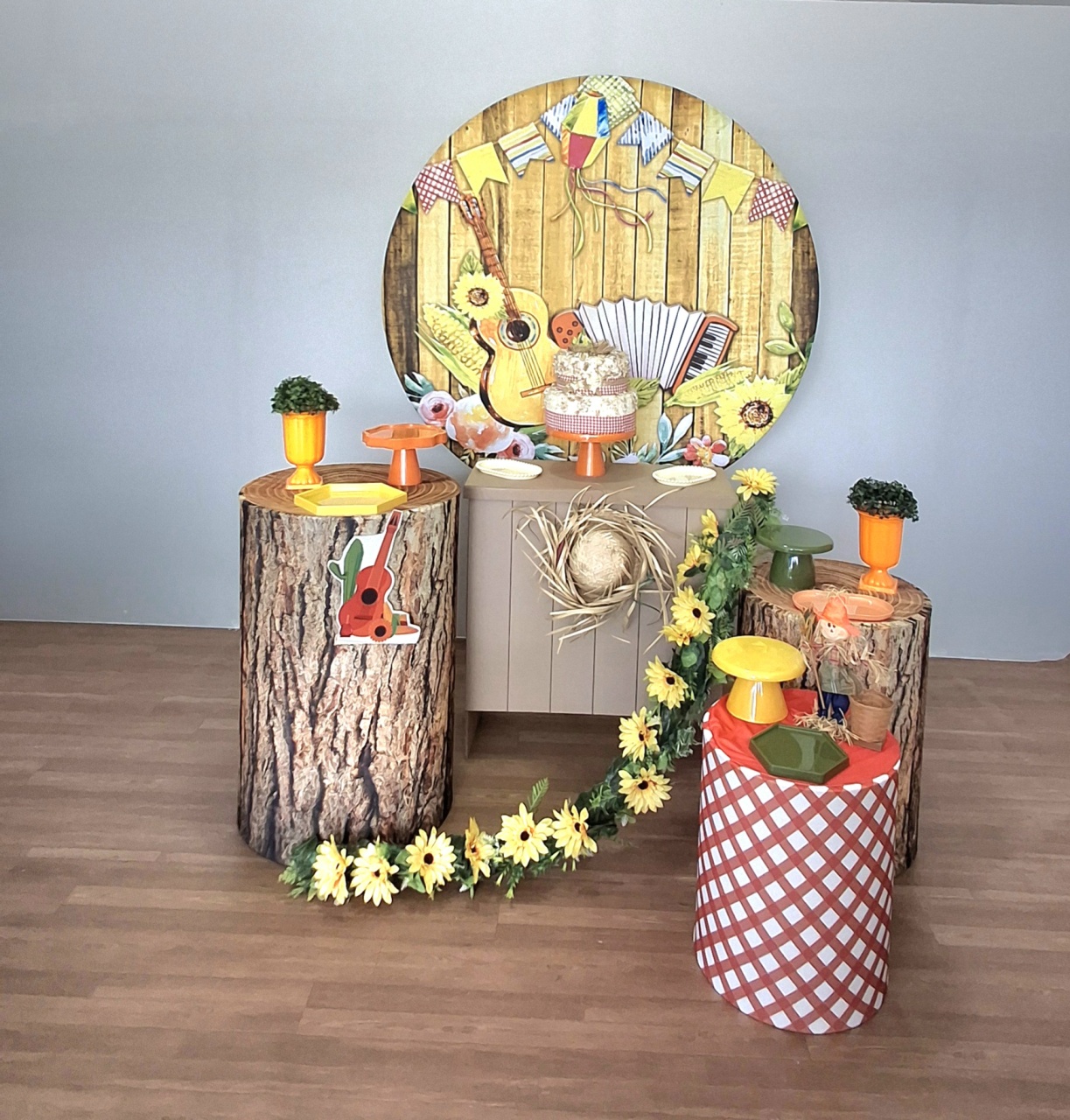 Festa Junina - FESTEJAR PEGUE E MONTE E BALÕES