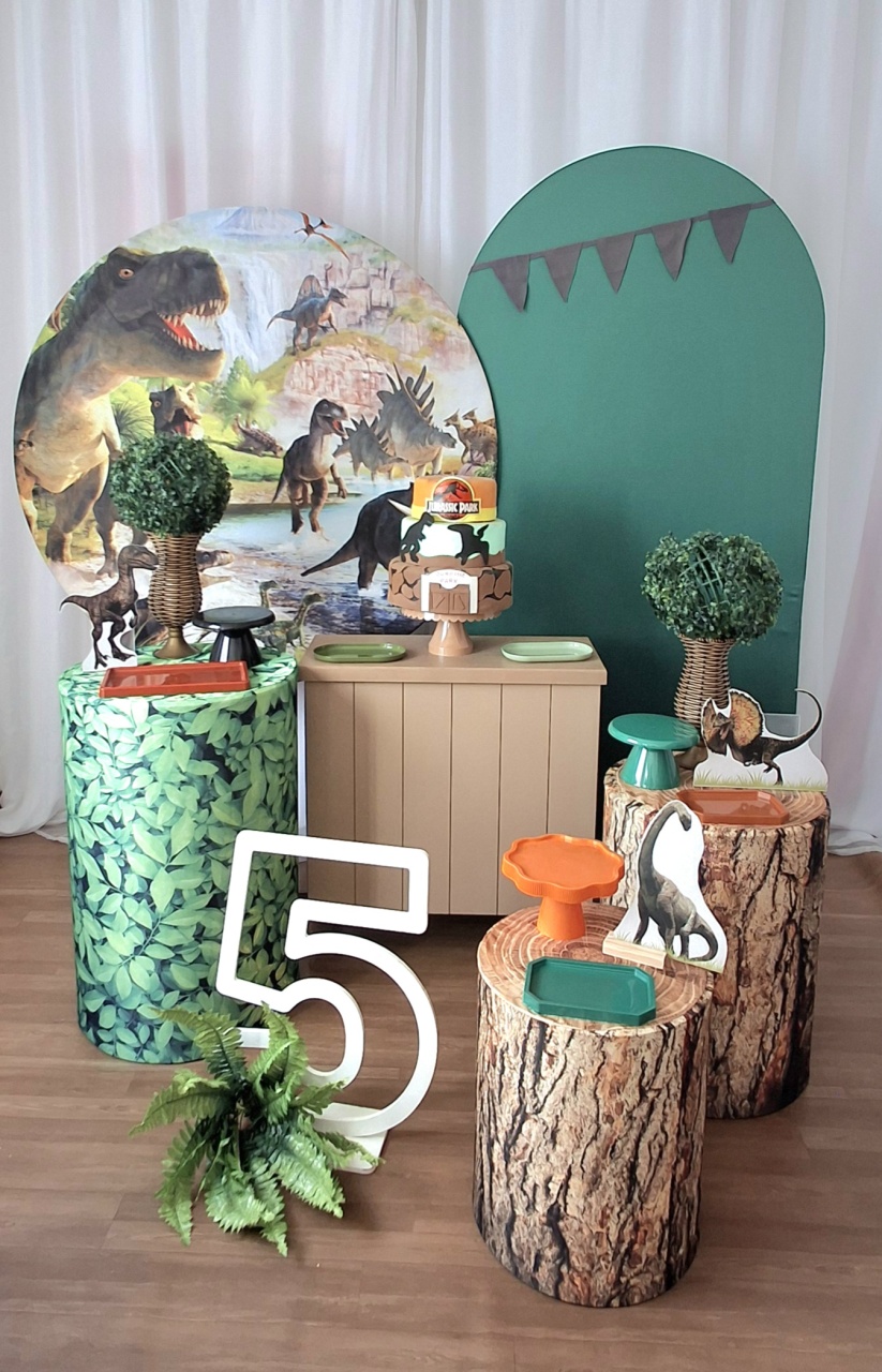 Jurassick Parck Kit Luxo - FESTEJAR PEGUE E MONTE E BALÕES