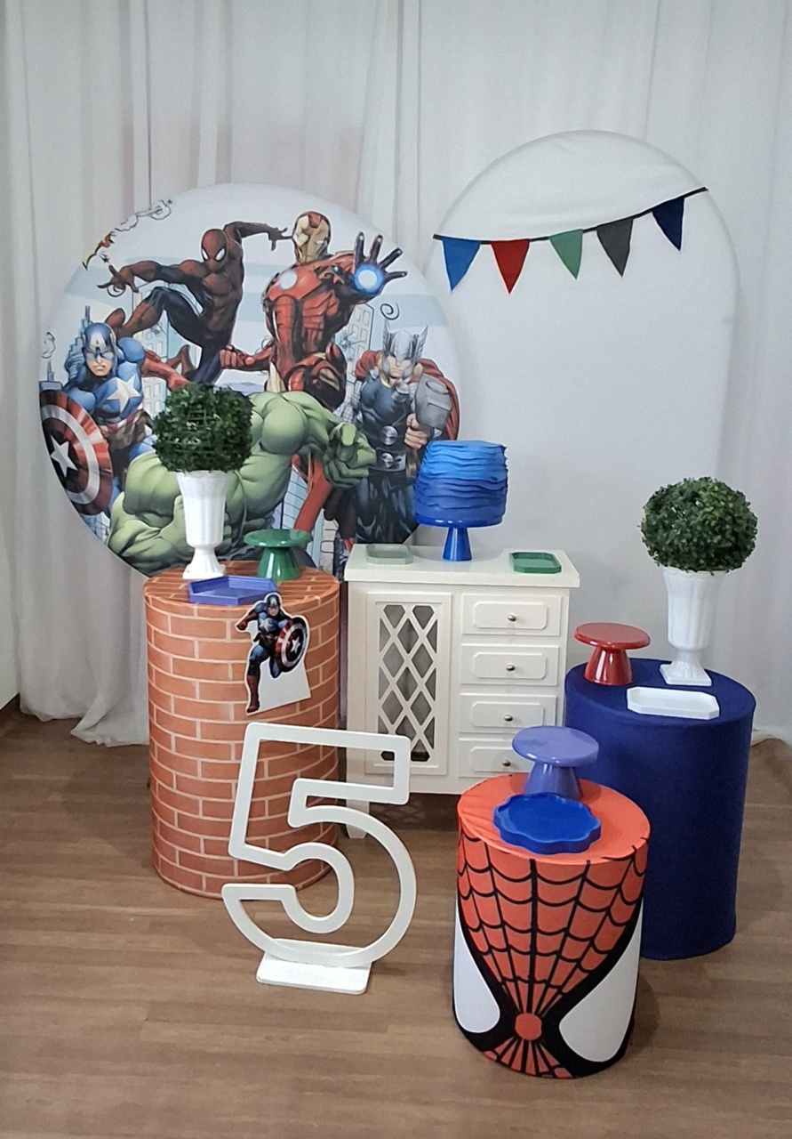 Os Vingadores Kit Luxo - FESTEJAR PEGUE E MONTE E BALÕES