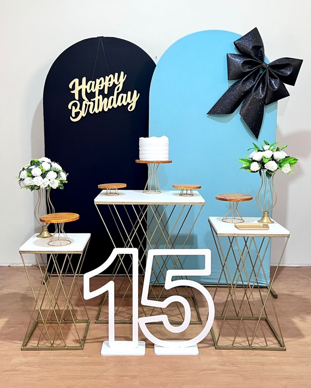 15 Anos Laço Verde Menta E Preto - Mesa Treliça - FestAí Pegue Monte
