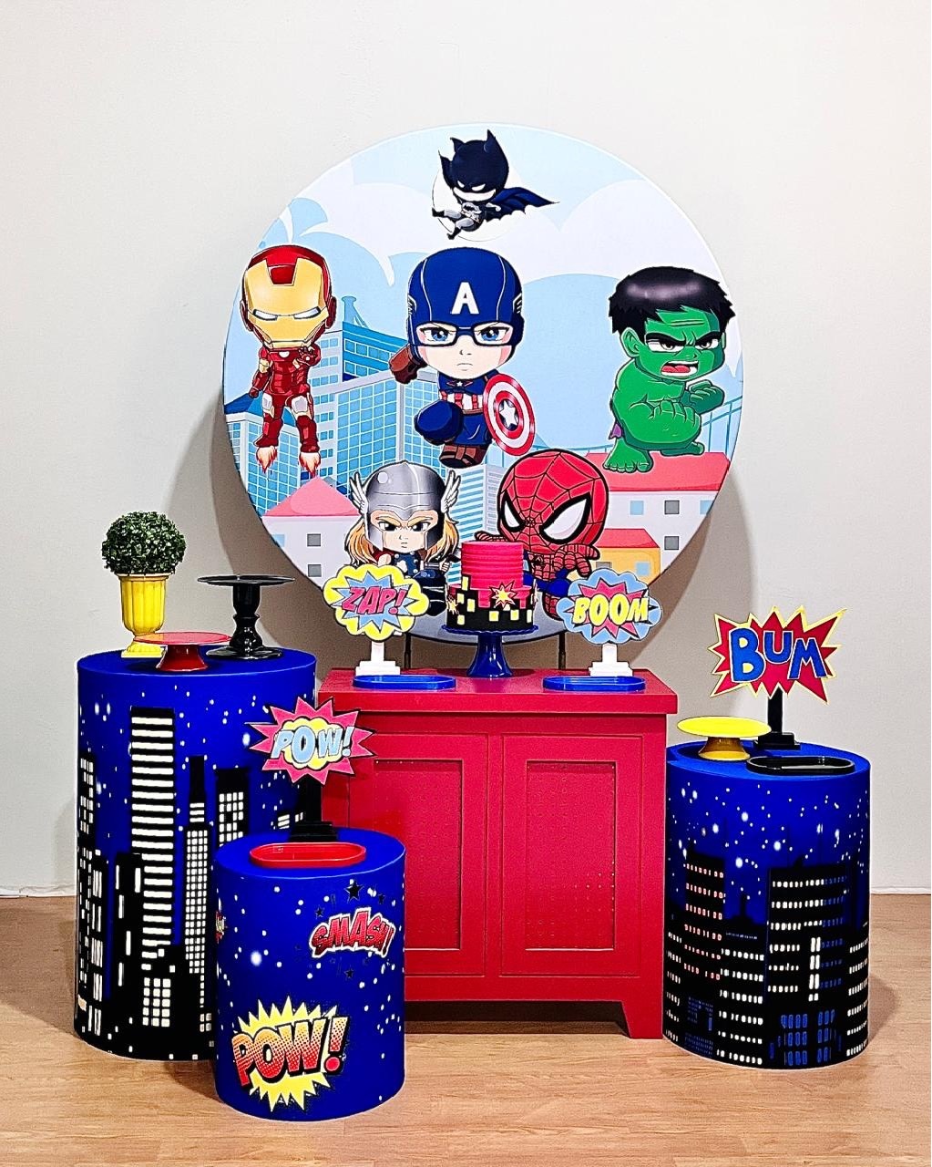 Vingadores Baby - Kit Promocional Ouro - FestAí Pegue Monte