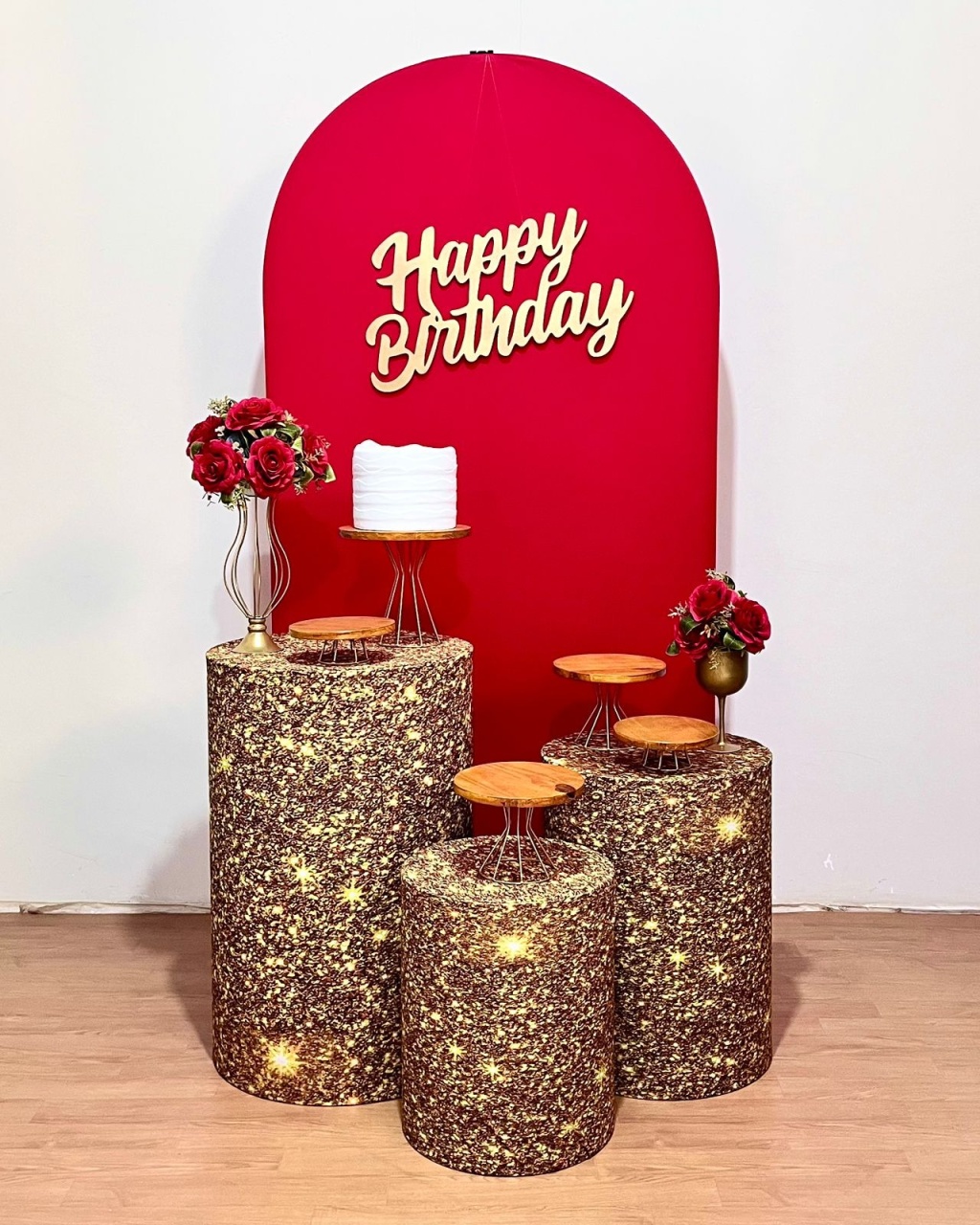 Kit Happy Bday Vermelho E Dourado - Composição - FestAí Pegue Monte