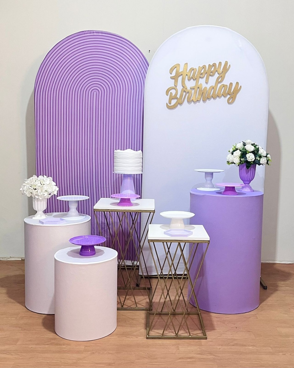 Happy Bday Lilas E Branco - Composição Romano  Duplo    - FestAí Pegue Monte