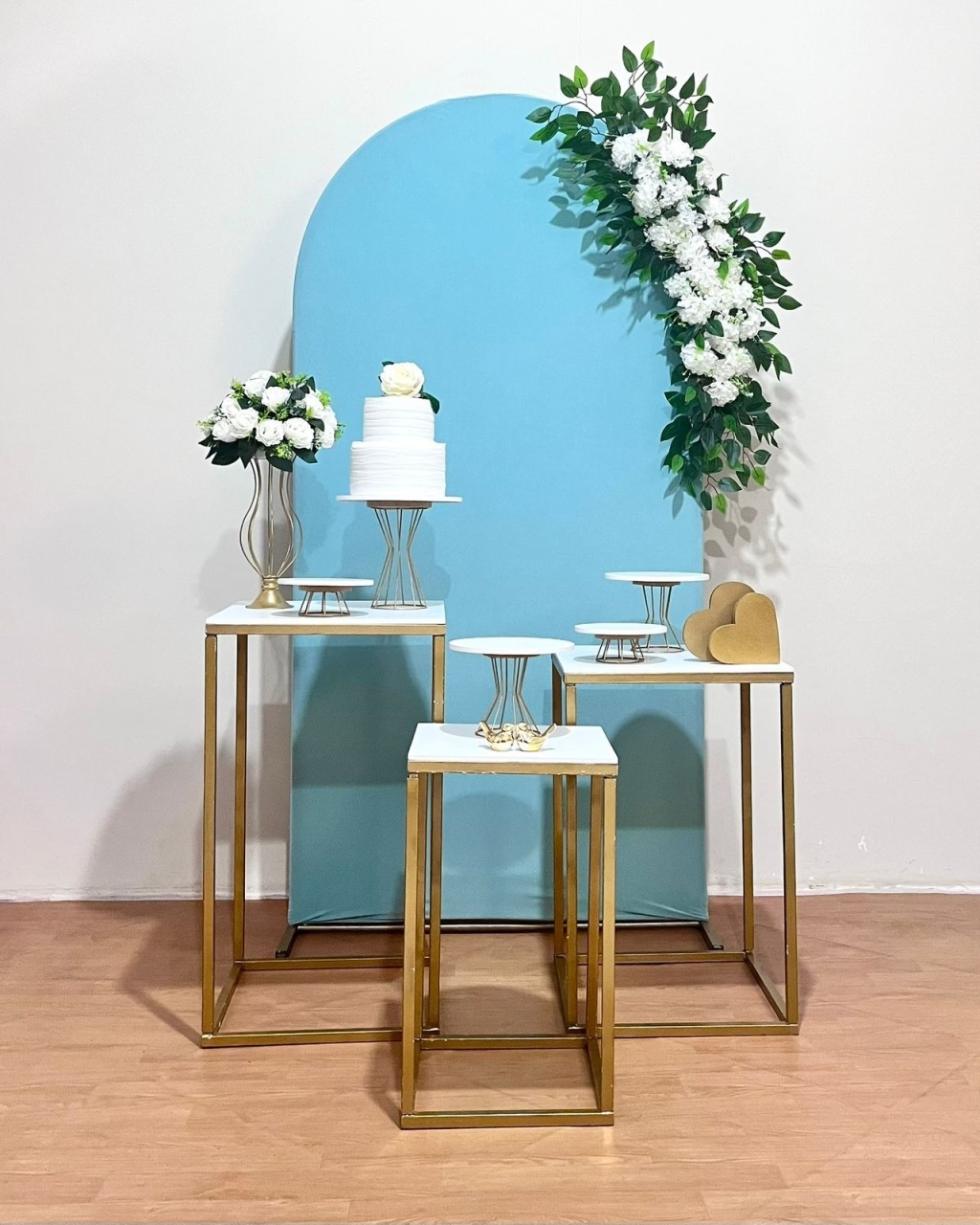 Composição Verde Menta Com Aplique Floral - FestAí Pegue Monte