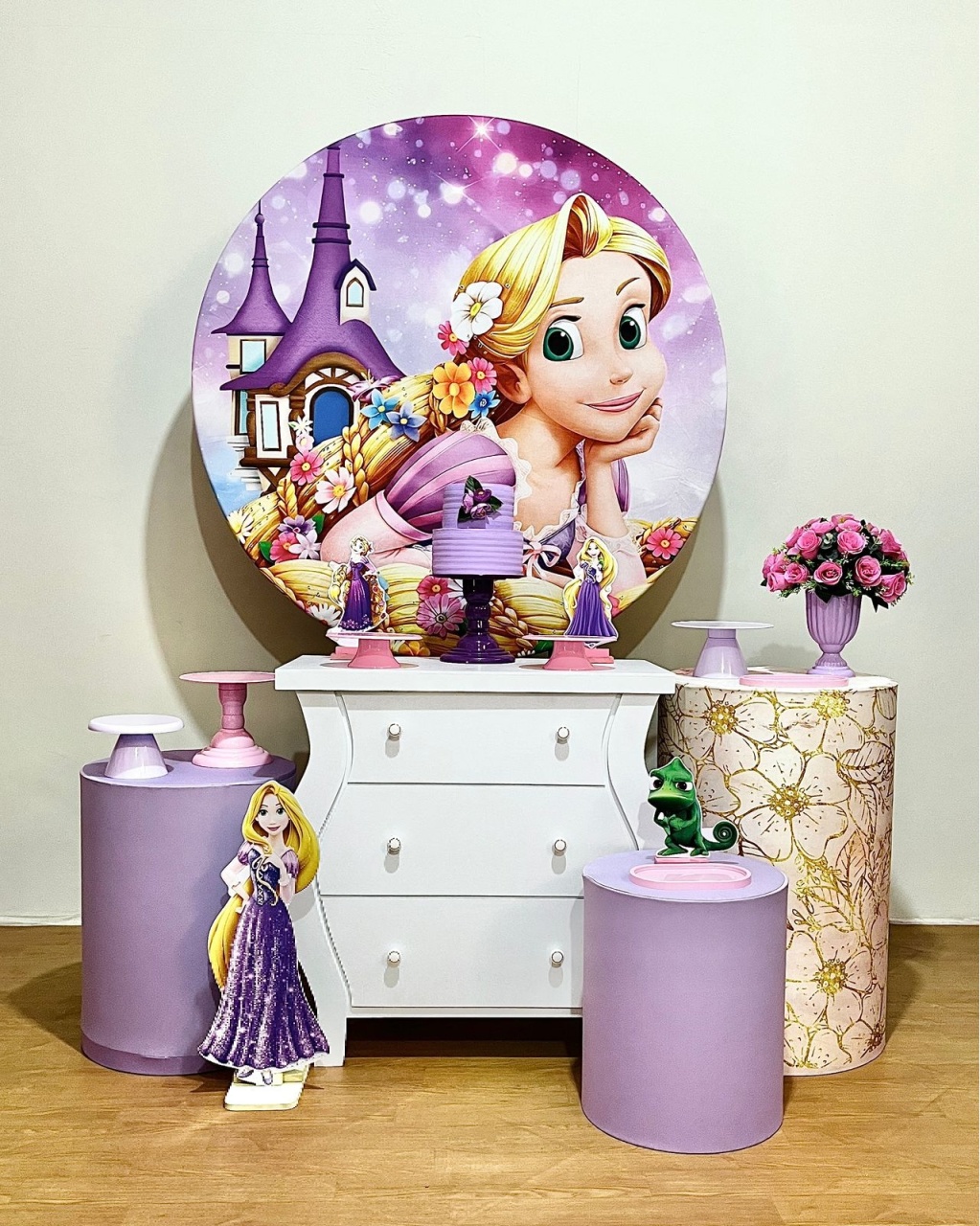 Princesa Rapunzel - Kit Promocional Ouro - FestAí Pegue Monte