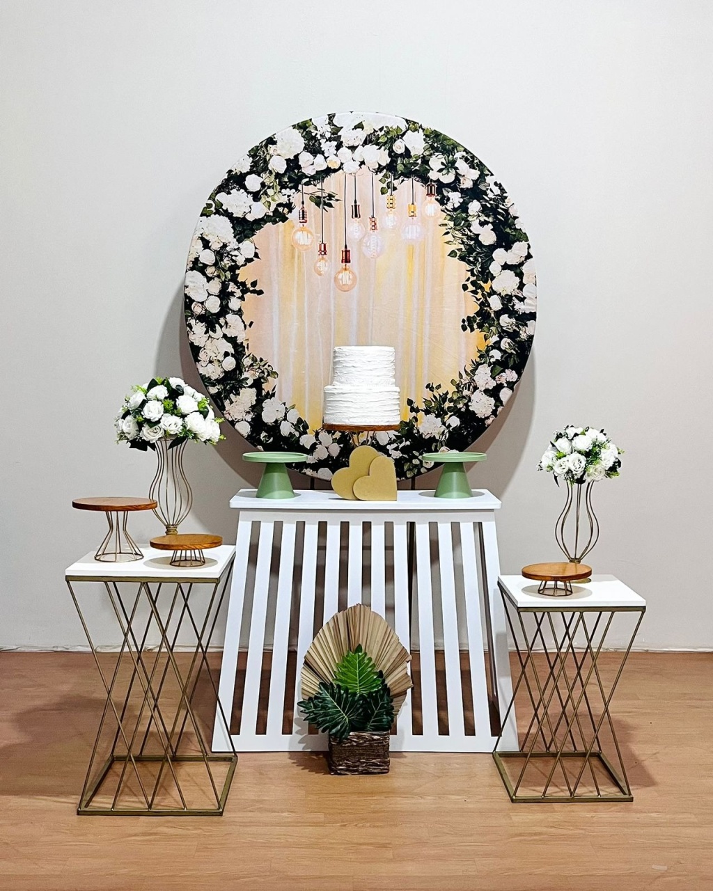 Casamento Guirlanda Mesa Branca - FestAí Pegue Monte