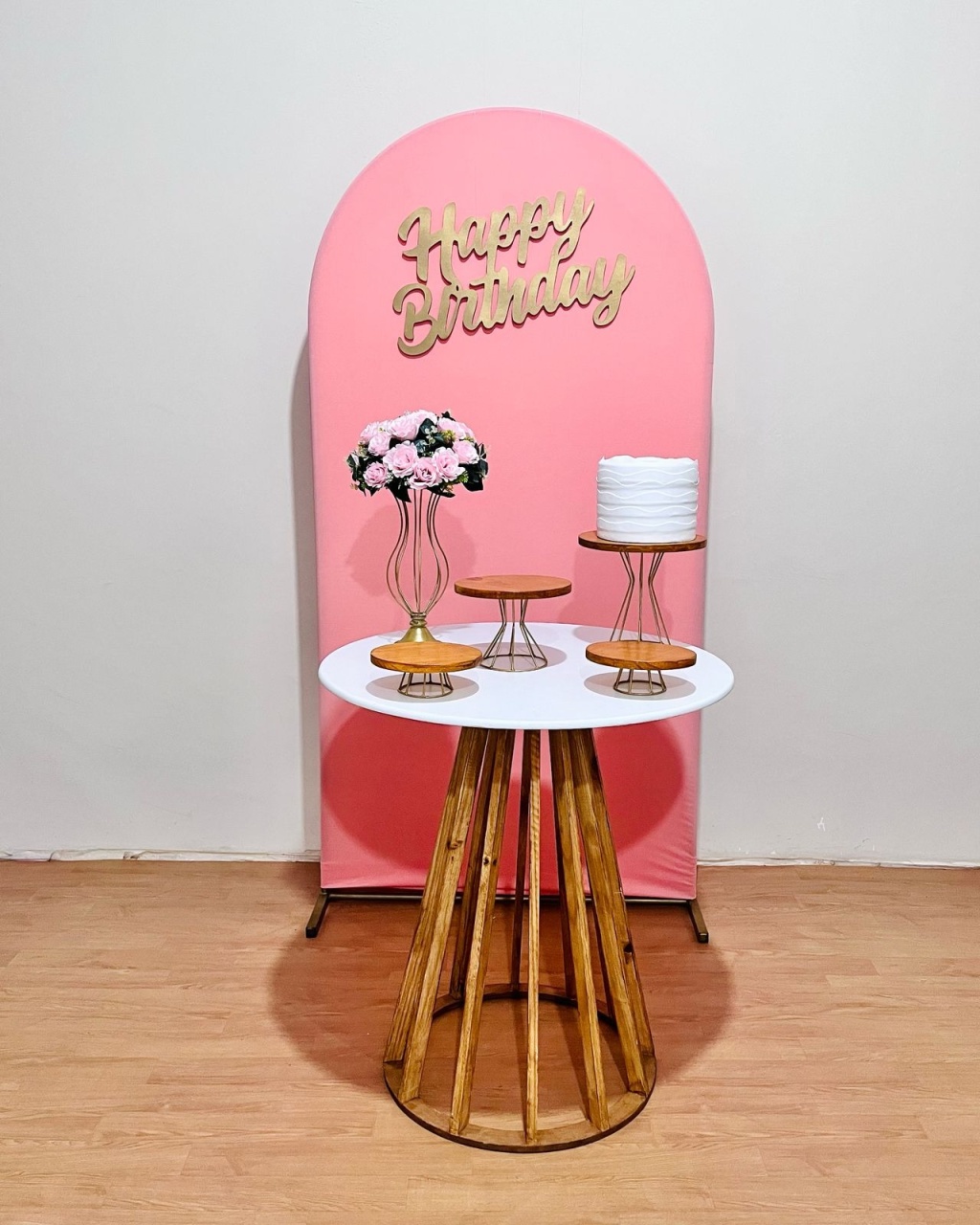 Kit Happy Bday - Pessego Com Mesa Cone - FestAí Pegue Monte