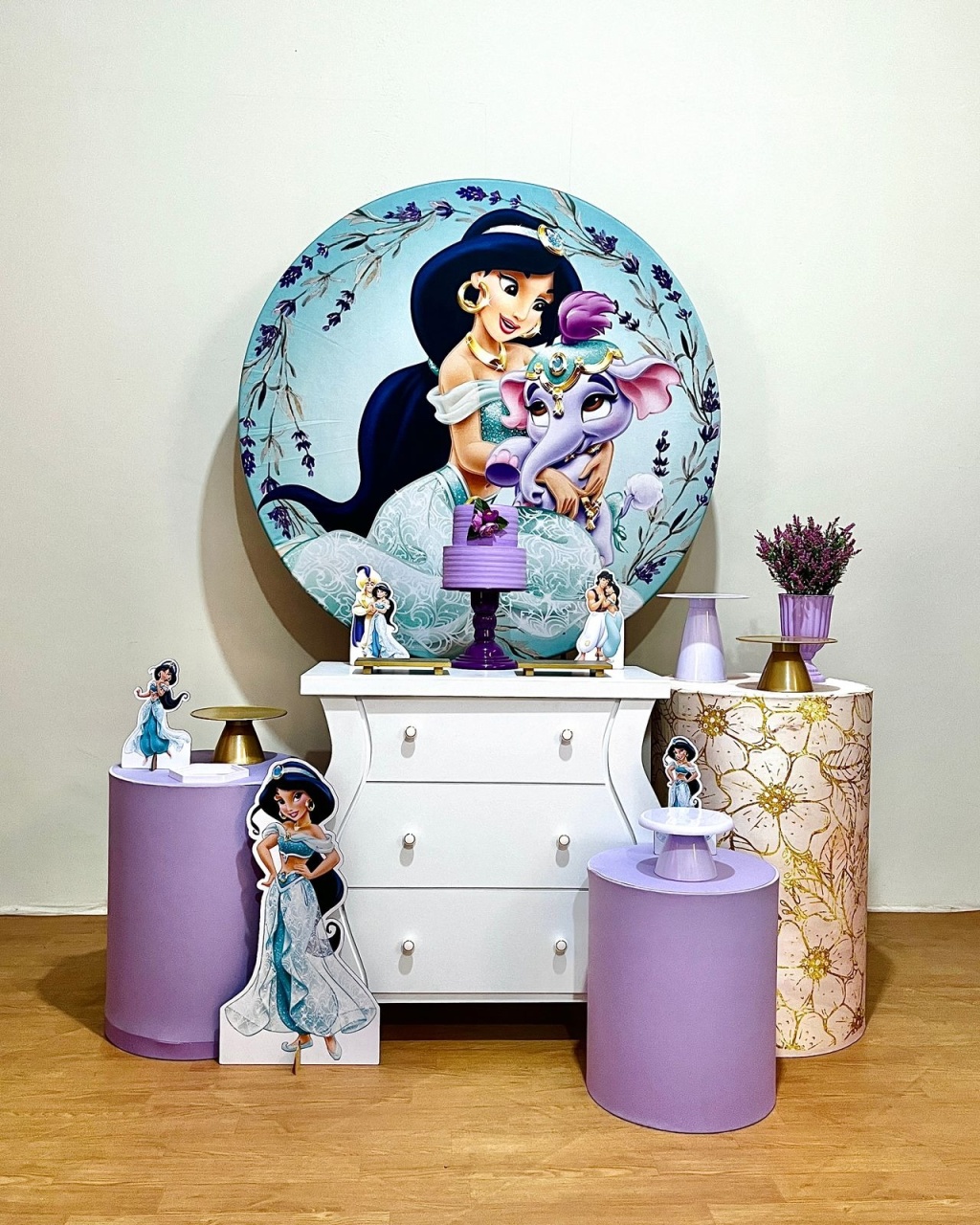 Princesa Jasmine - Kit Promocional Ouro - FestAí Pegue Monte