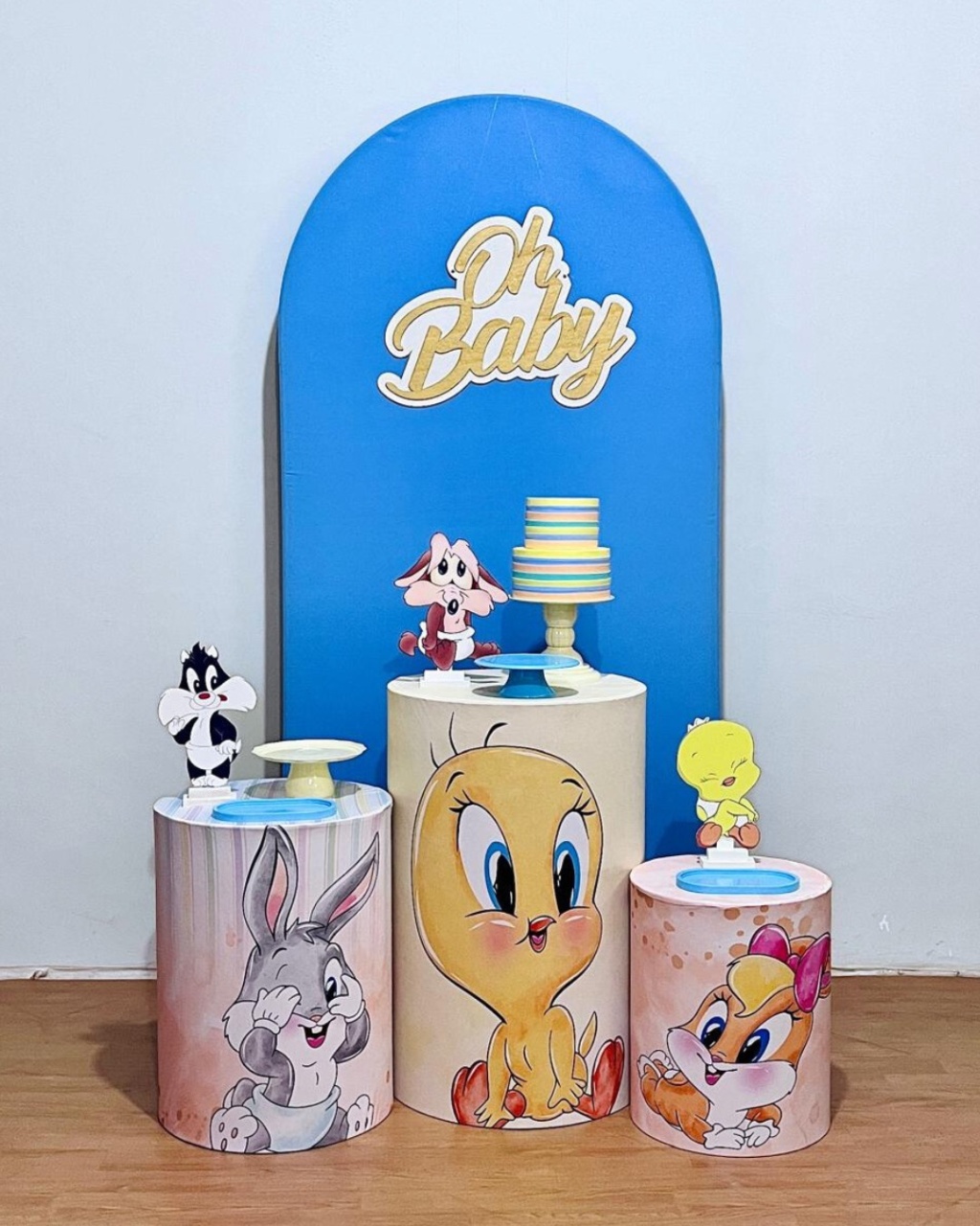 Baby Looney Tunes Menino - Kit Promocional Prata C/Painel Romano - FestAí Pegue Monte