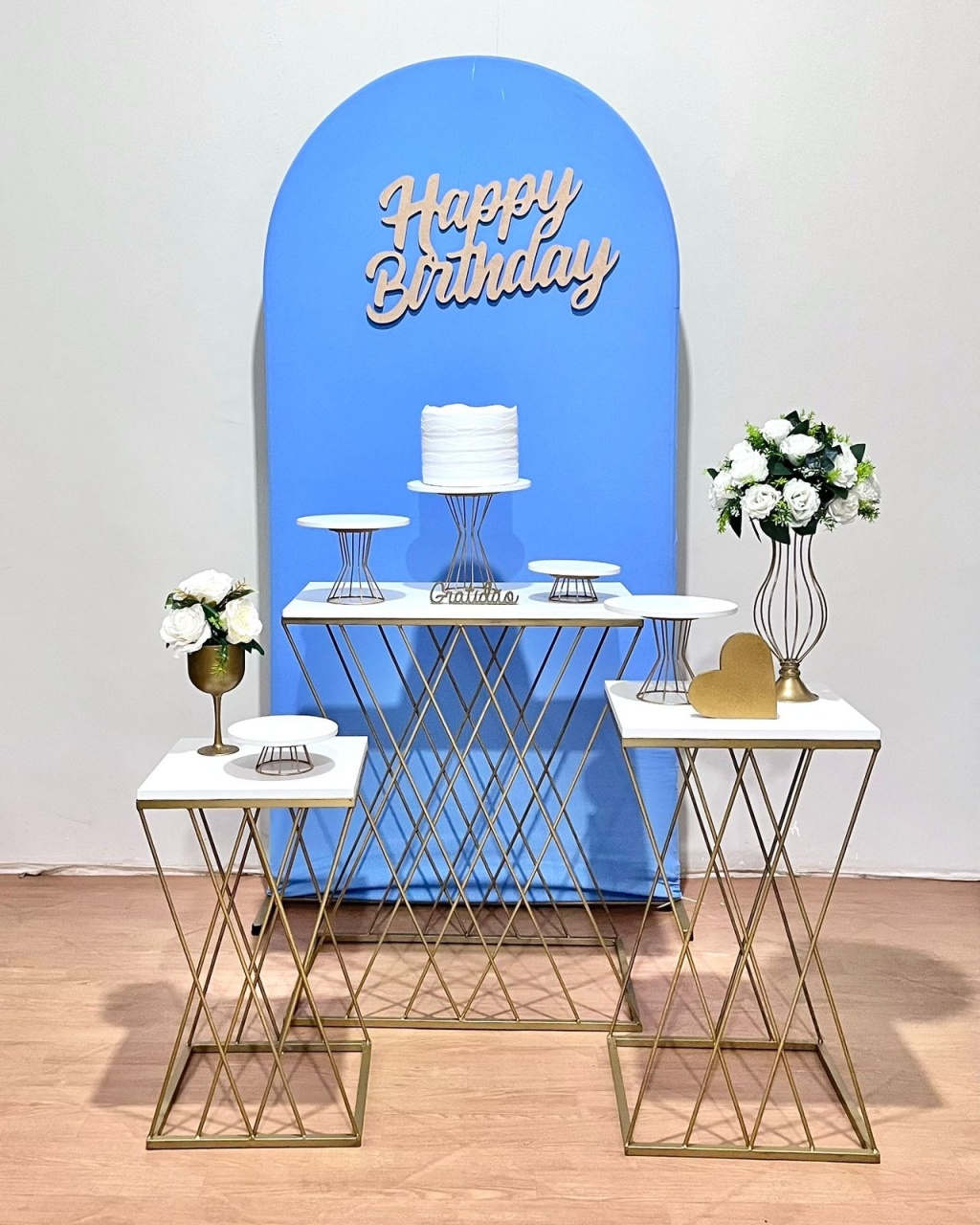 Kit Happy Bday Azul Claro - Composição Com Mesas Treliças - FestAí Pegue Monte