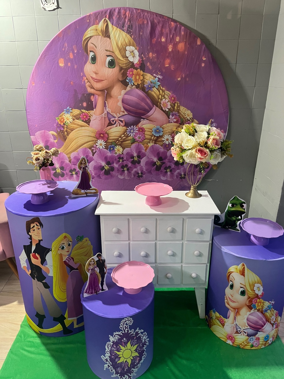 Rapunzel Kit Prata - Tania Decorações 