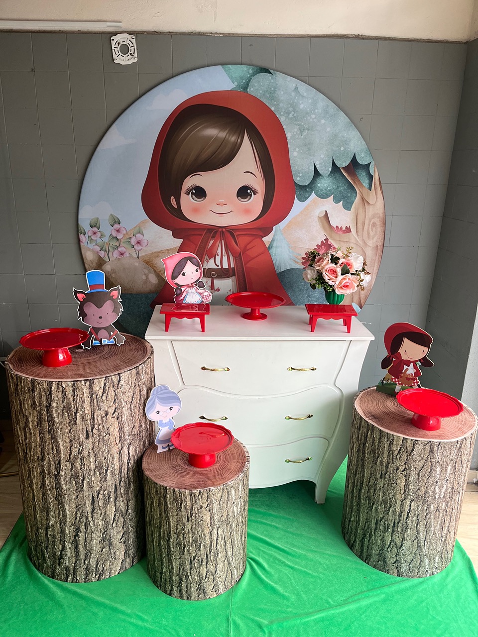 Kit Chapeuzinho Prata - Tania Decorações 