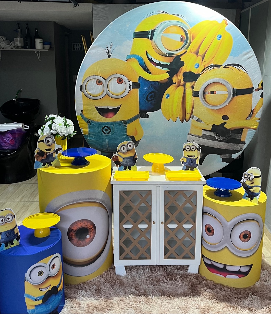 Minions(Prata) - Tania Decorações 