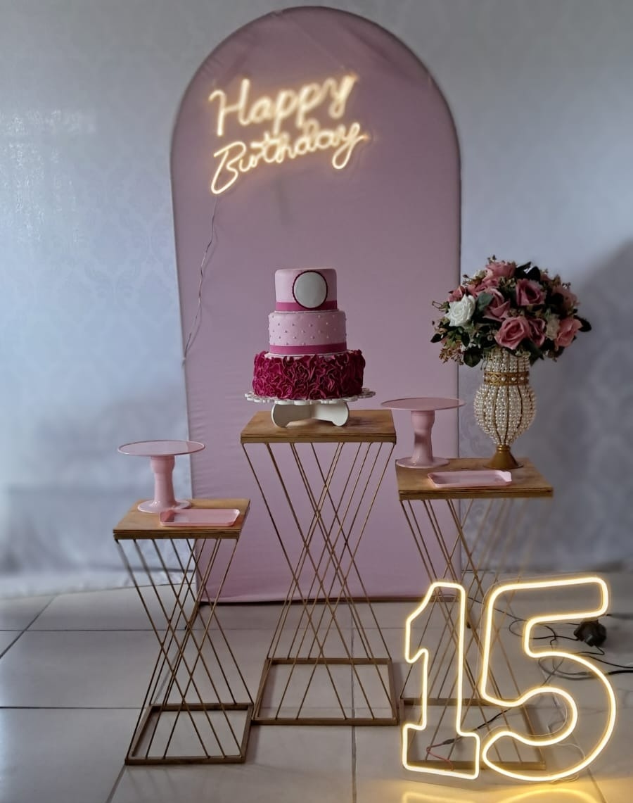 15 Anos Rosa - Cantinho Eliane Jaci