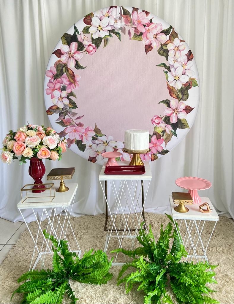Painel Redondo Floral Rosas Em Circulo - Festa Fácil - Pegue e Monte Ipatinga