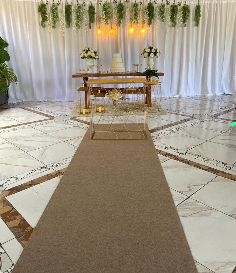 Kit Locação Casamento Lampadas Com Passadeira - Festa Fácil - Pegue e Monte Ipatinga