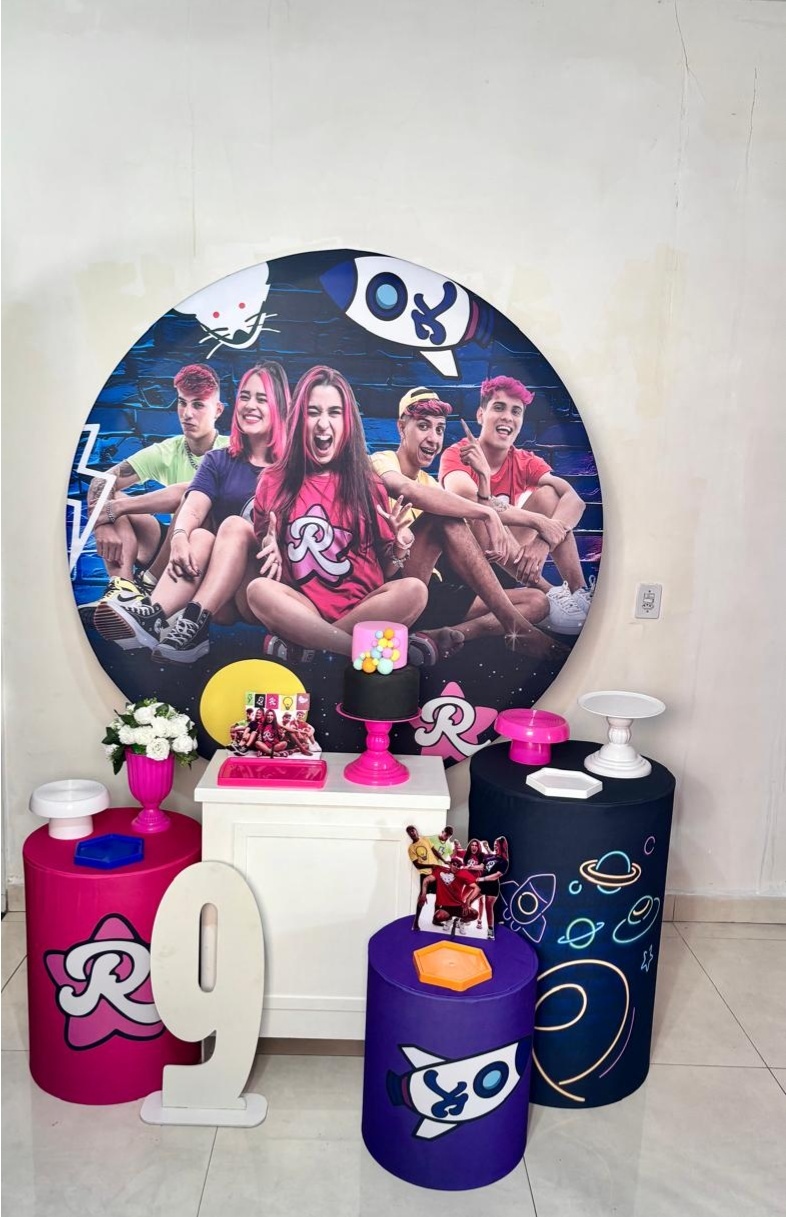 Grupo Rosas - Emily Vick (Kit Diamante)(P) - cricrilocacoes