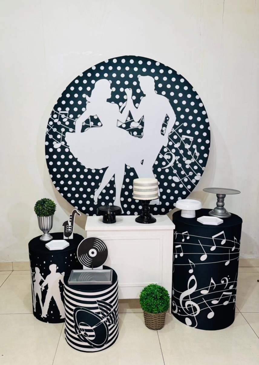 Anos 80 Preto E Branco (Kit Diamante)(Homem/Masculino)(Feminino/Mulher) - cricrilocacoes