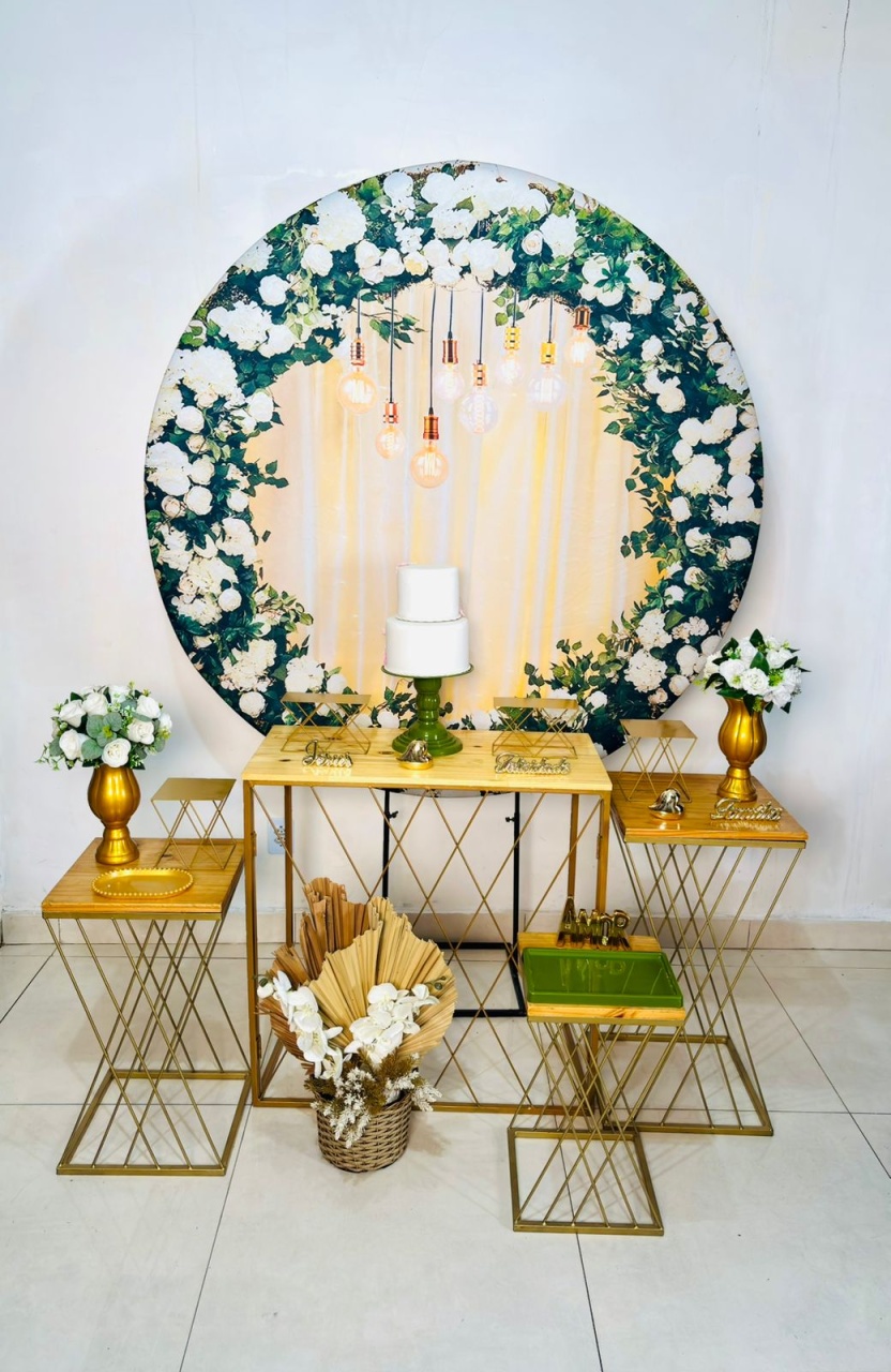 Floral (Casamento/Noivado) (Composição 052) - cricrilocacoes