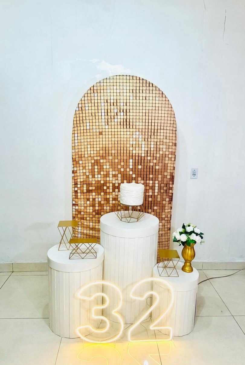 Dourado Paete (Kit Celebre Plus)(Feminino/Mulher)(Ripado)(Led) - cricrilocacoes