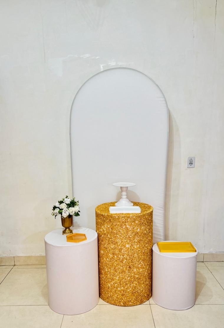 Branco E Dourado (Composicao 097) - cricrilocacoes