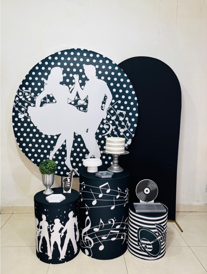 Anos 80 Preto E Branco (Composicao 25)(Homem/Masculino)(Feminino/Mulher) - cricrilocacoes