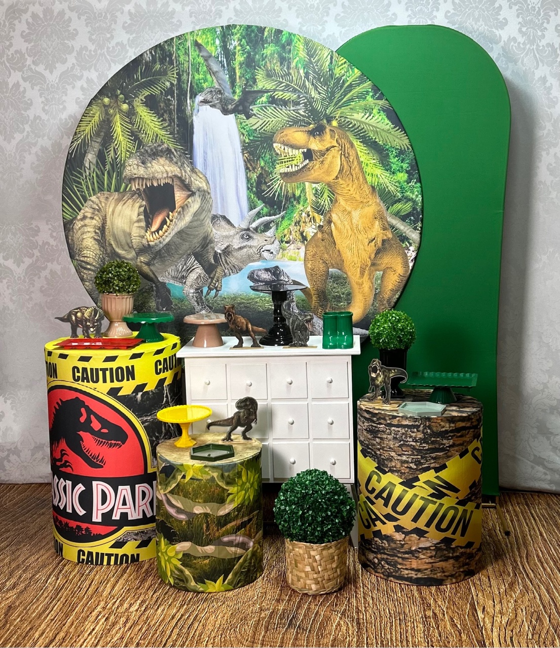 Kit Ouro Jurassic Park   - Élida Pegue e Monte 