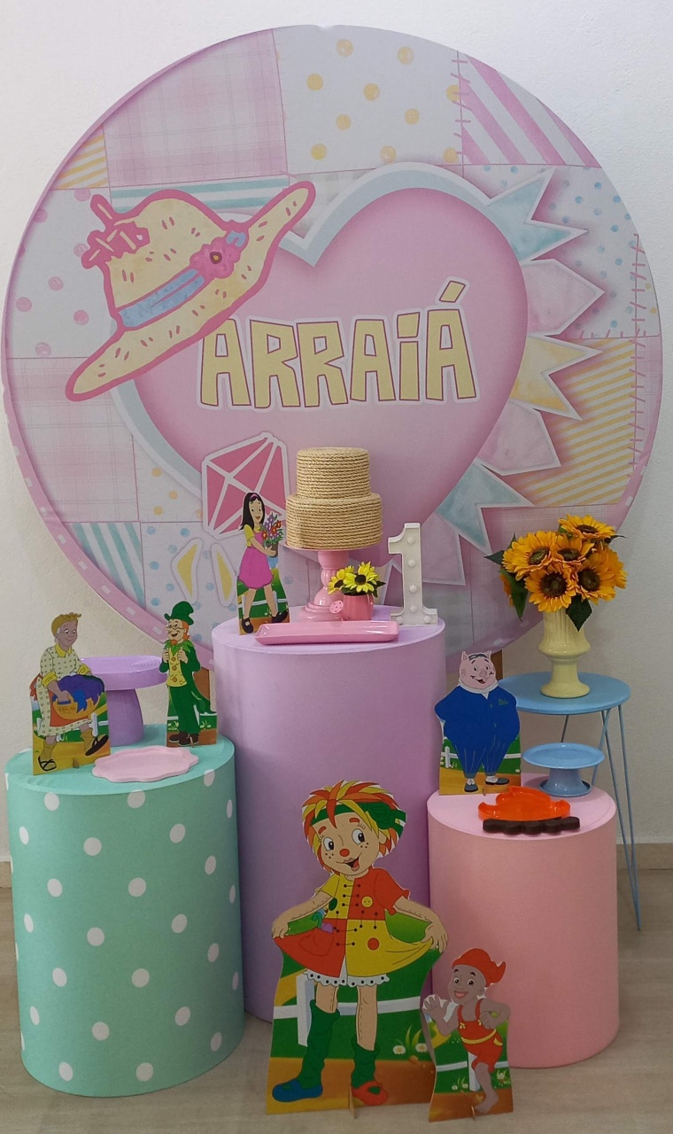 Arraial Rosa Carinho  - Decorar  Festas e Locacoes