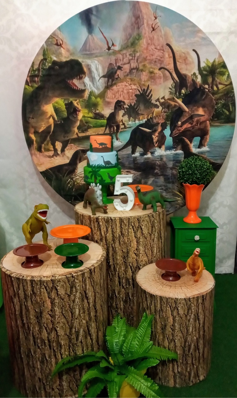 Dinossauro Carinho  - Decorar  Festas e Locacoes