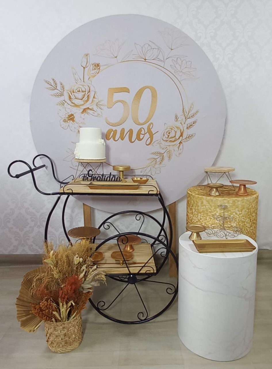50 Anos Com Carrinho de Cha  - Decorar  Festas e Locacoes