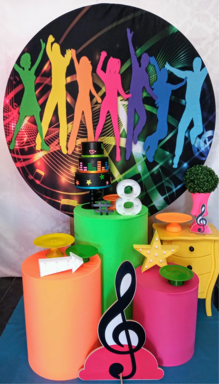 Neon Dancante 1 Carinho  - Decorar  Festas e Locacoes