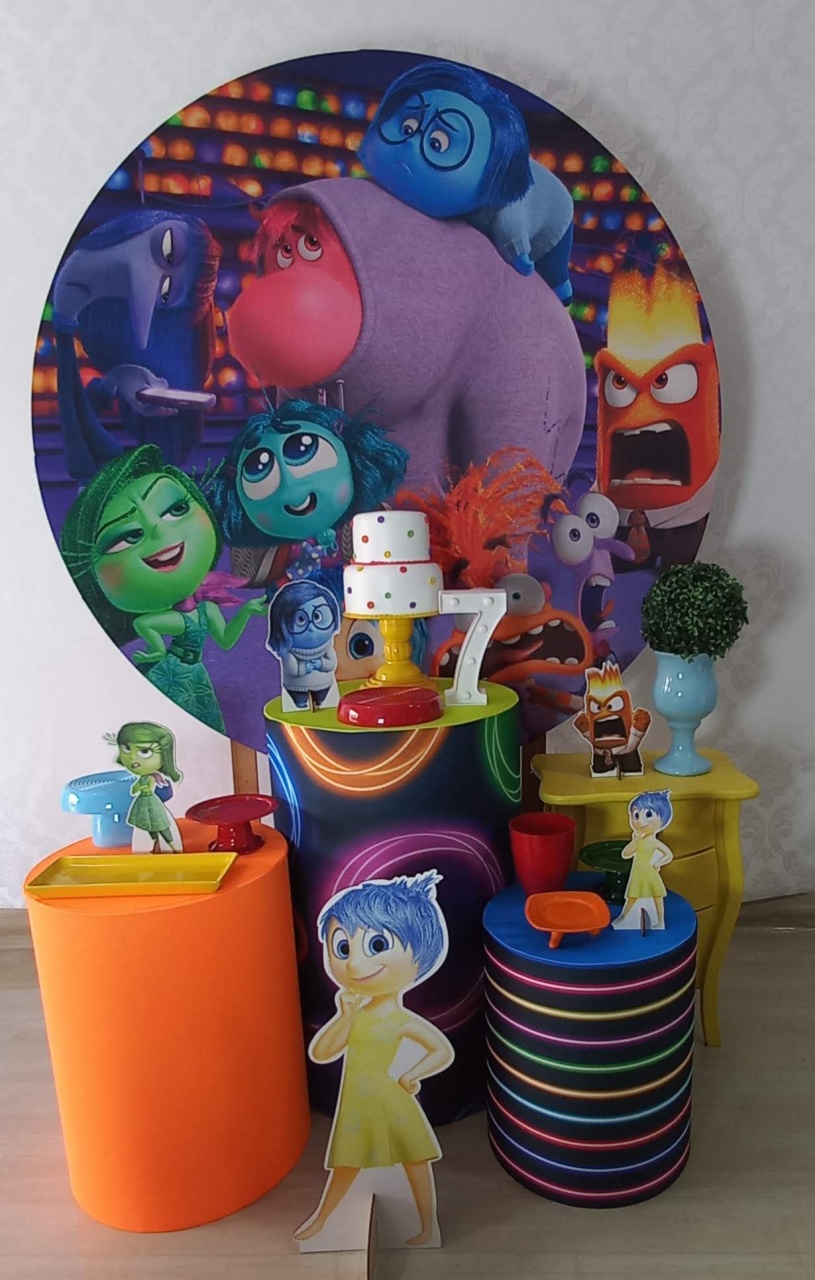 Divertidamente Carinho  - Decorar  Festas e Locacoes