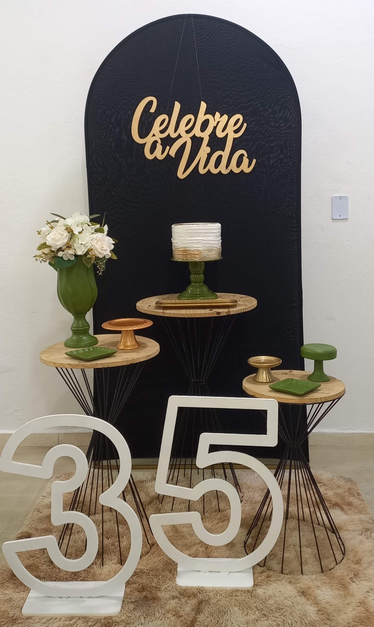 Romano Preto Verde E Dourado 2 - Decorar  Festas e Locacoes