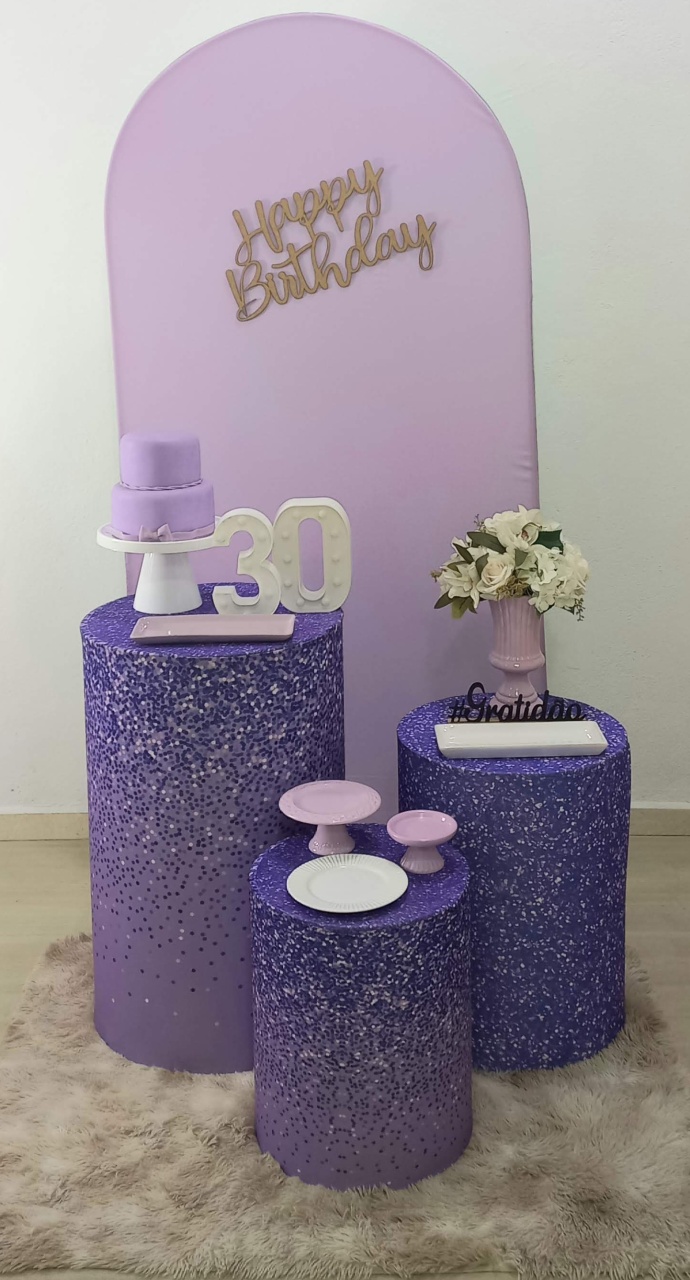 Romano Lilas Com Branco  - Decorar  Festas e Locacoes