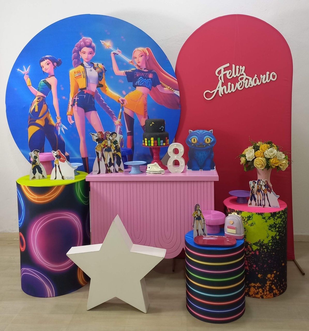 Guerreiras Kpop - Decorar  Festas e Locacoes