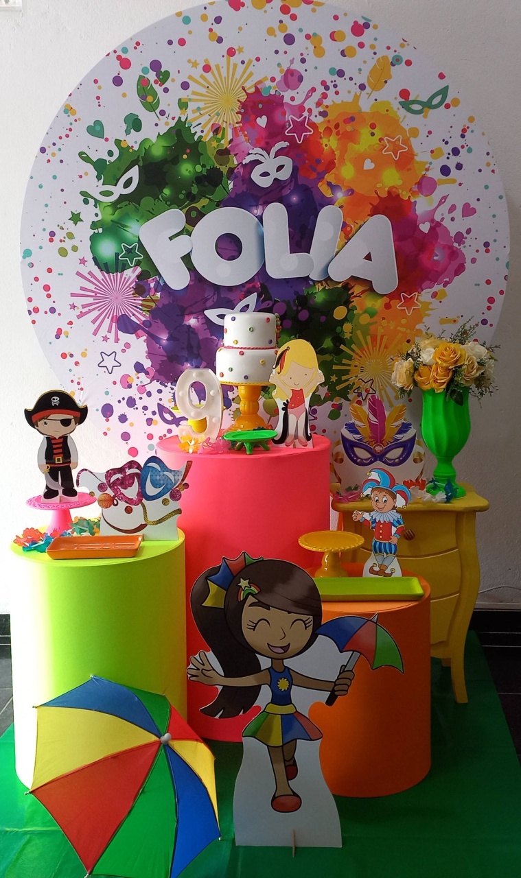 Folia1 Carinho  - Decorar  Festas e Locacoes