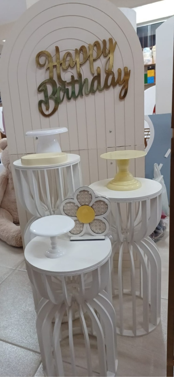 Kit Amarelo Flores  - maequerofestalocacoesbq