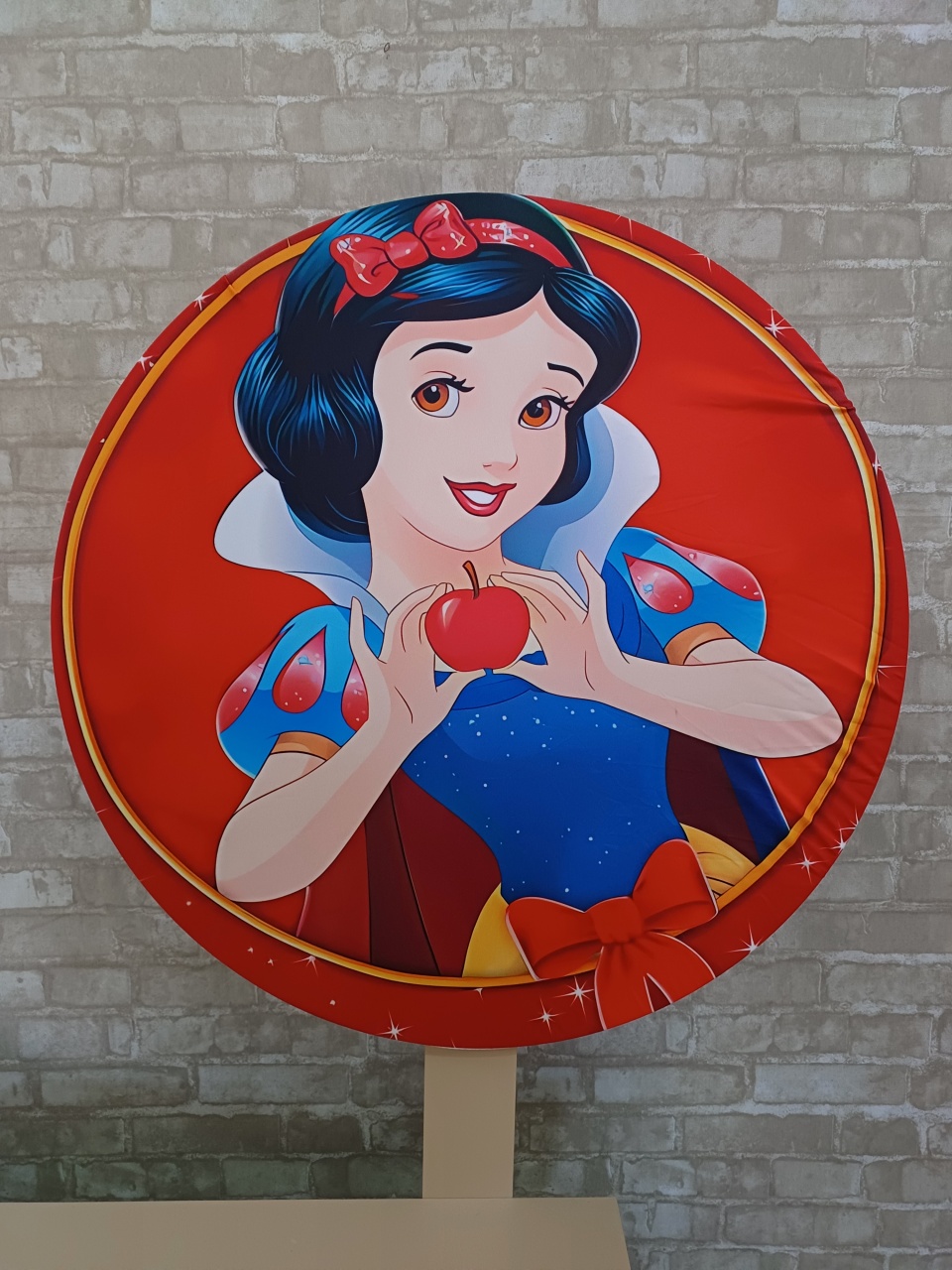 Branca de Neve (Kit Escolar) - maequerofestalocacoesbq