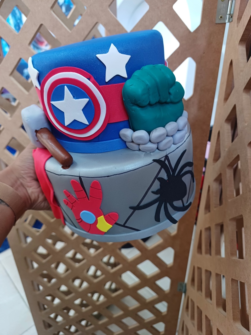 Vingadores - maequerofestalocacoesbq