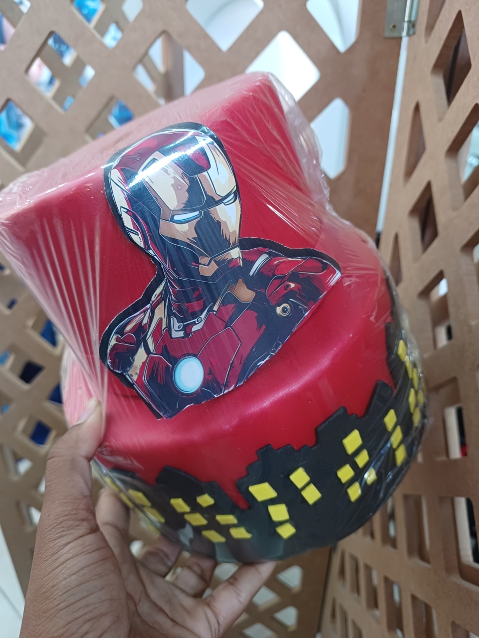 Homem de Ferro  - maequerofestalocacoesbq