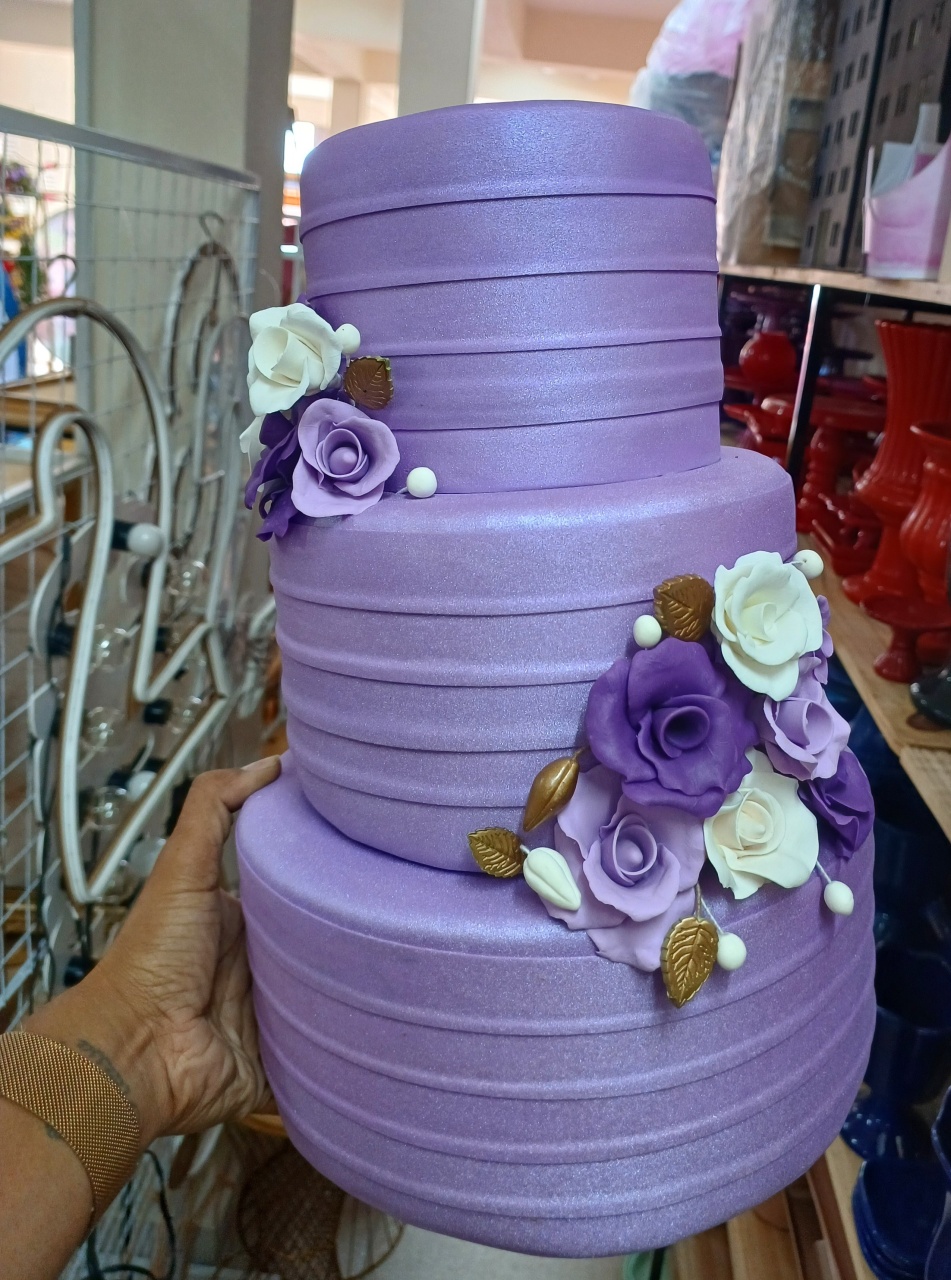 Lilas Com Dourado  - maequerofestalocacoesbq