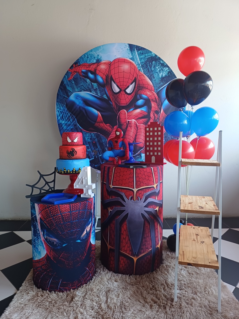 Homem Aranha  - maequerofestalocacoesbq