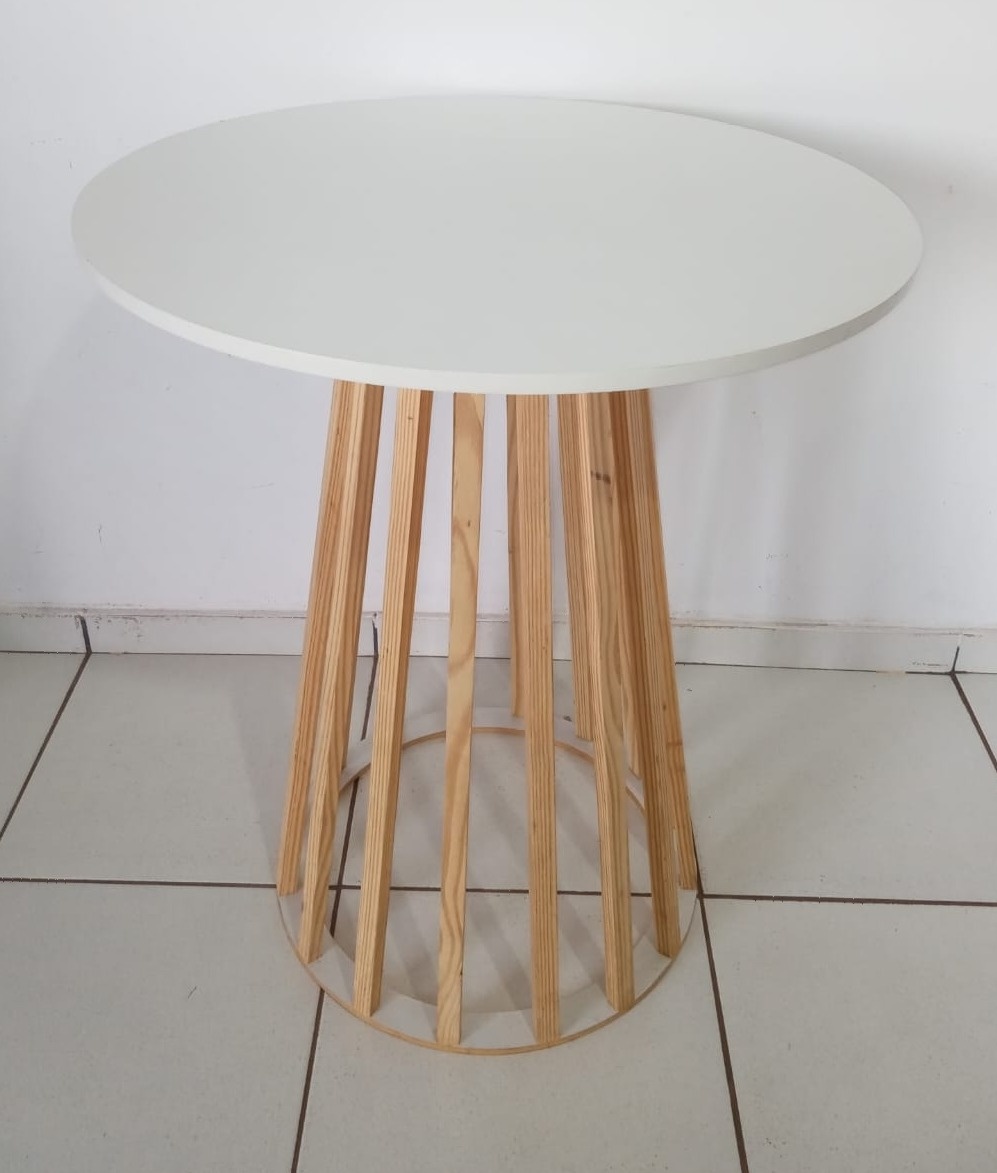 Mesa Cone Ripada  - Mimo e Arte Decor e Locações 