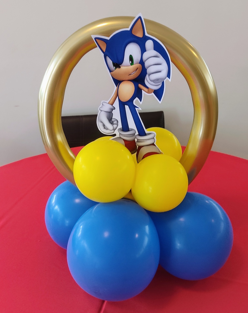 Centro de Mesa Sonic - Mimo e Arte Decor e Locações 