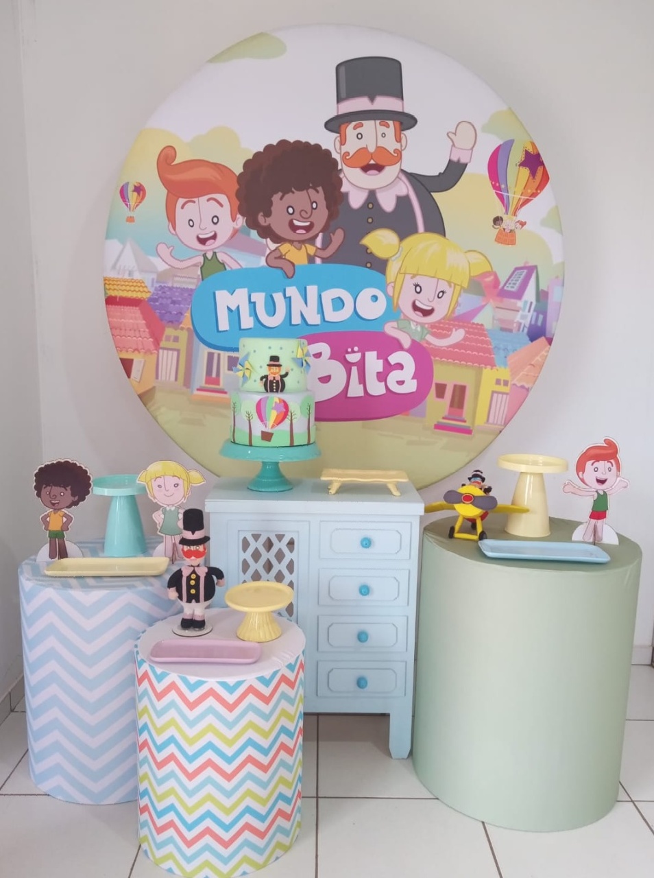 Kit Essencial Mundo Bita Menino  - Mimo e Arte Decor e Locações 