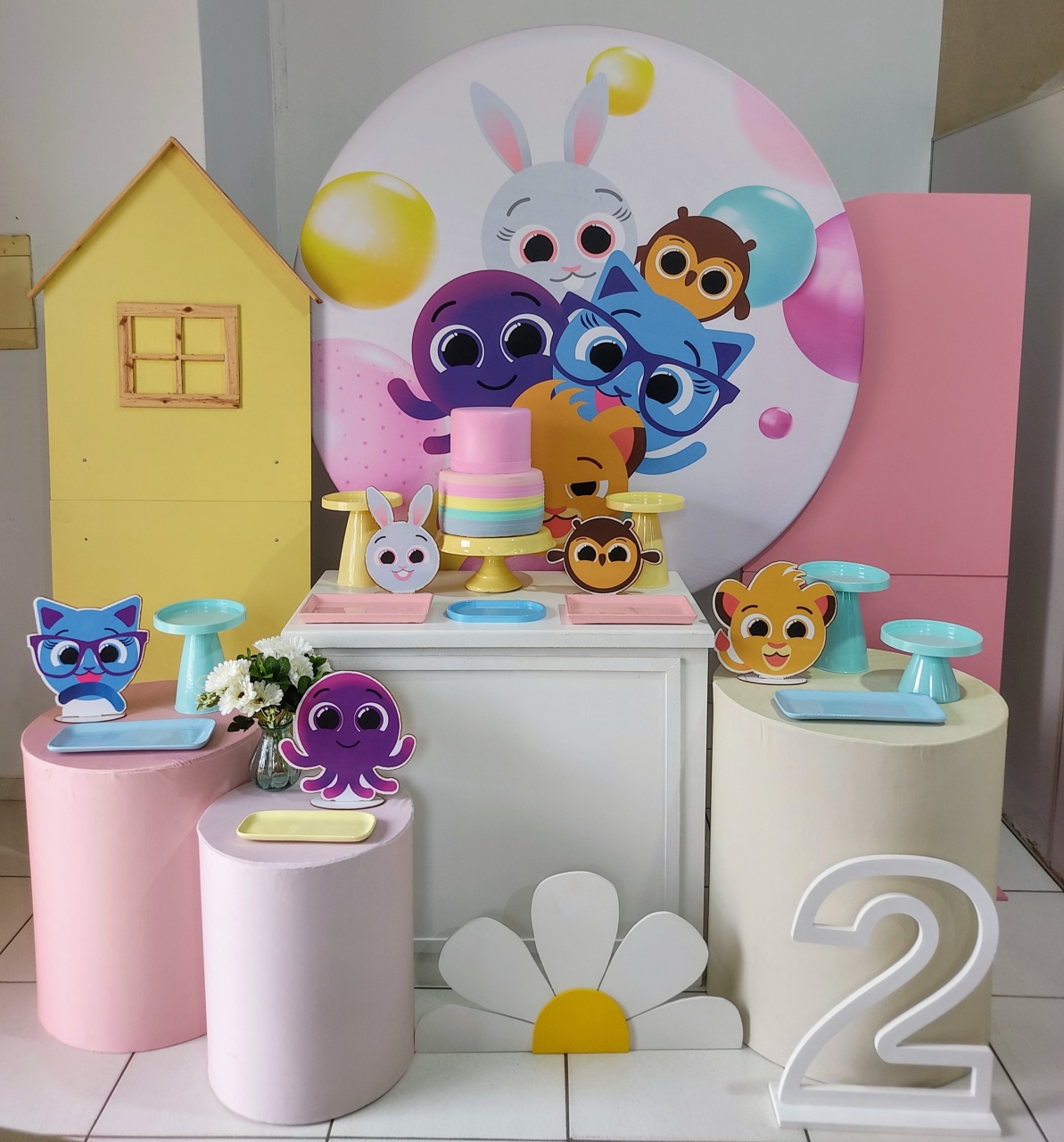 Kit Completo Bolo Fofo Menina+Número de Chão  - Mimo e Arte Decor e Locações 