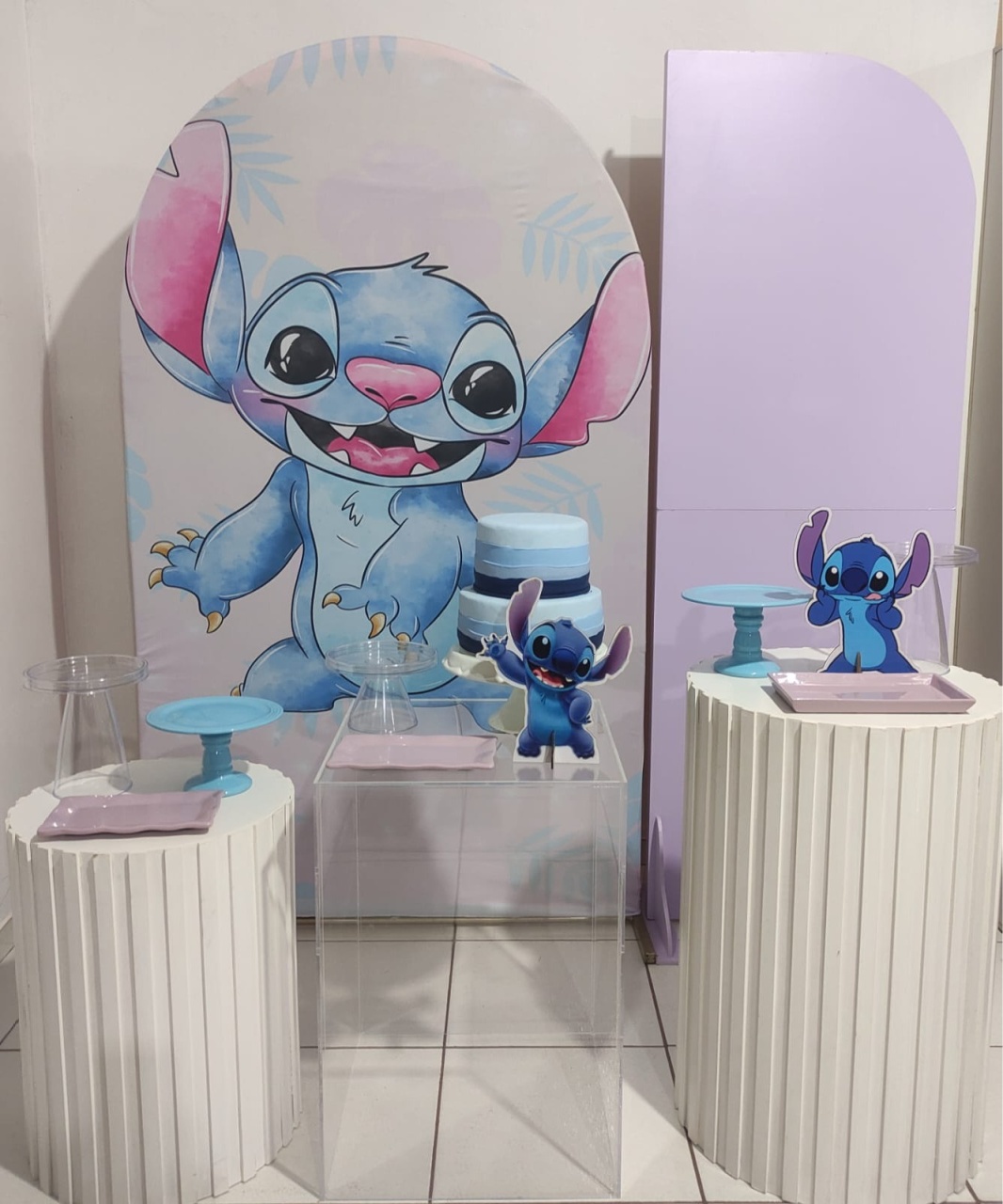 Composição Lilo Stitch Aquarelado  - Mimo e Arte Decor e Locações 