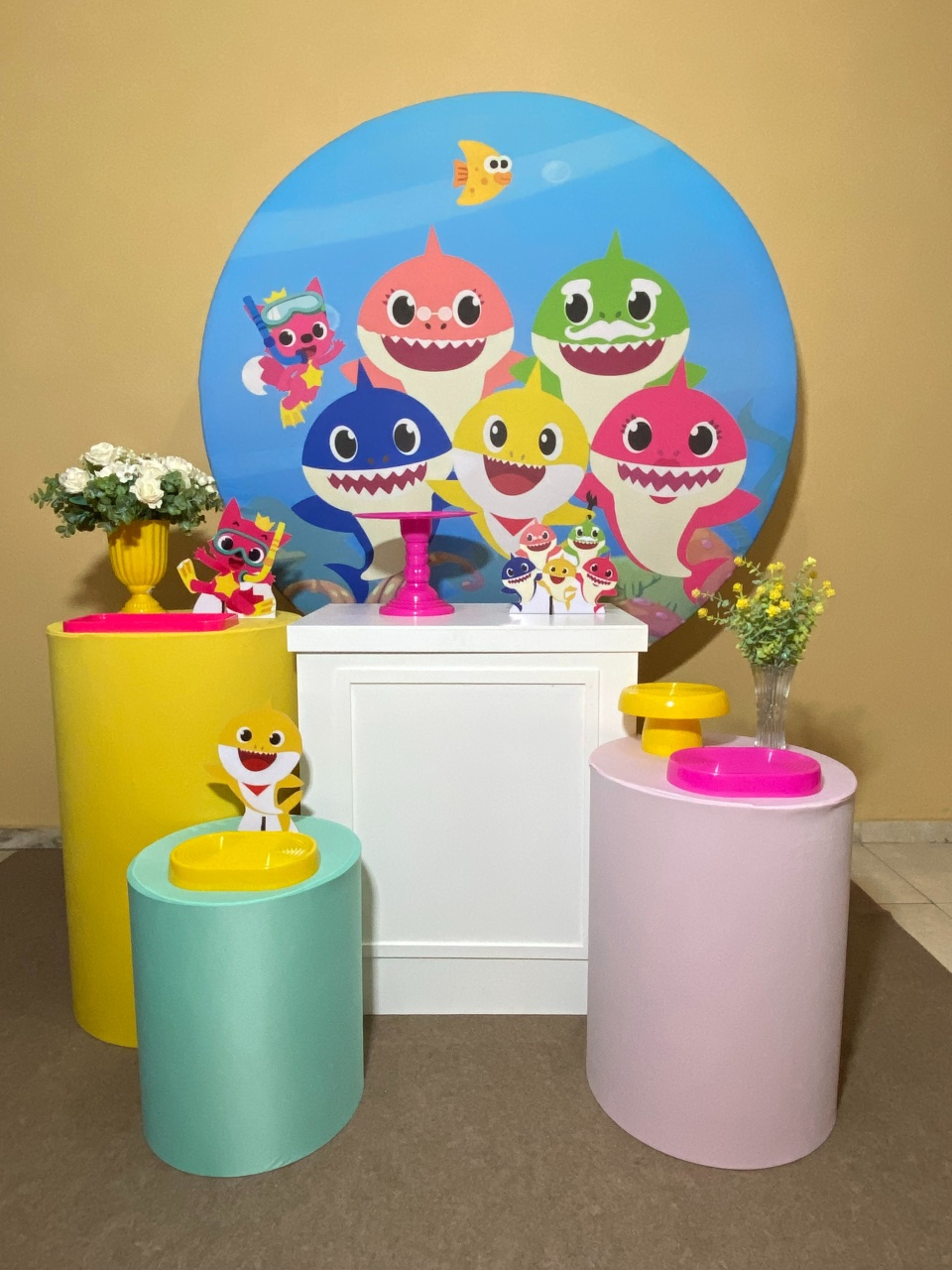 Kit Ouro - Baby Shark Menina - CAMILA TONON LOCAÇÕES