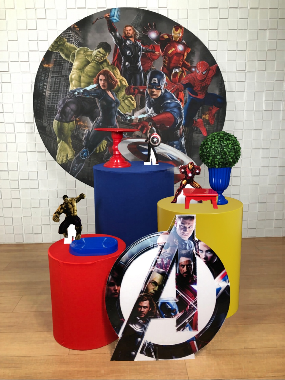 Kit Prata - Vingadores - CAMILA TONON LOCAÇÕES